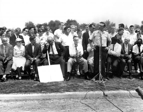 (25369) Civil Rights, Demonstrations, Grosse Pointe, Michigan, 1963