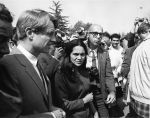 (28205) Dolores Huerta, Robert Kennedy, United Farm Workers, Ceasar Chavez breaking of the fast