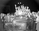 (33688) V-J Day Celebrations, Detroit, 1945
