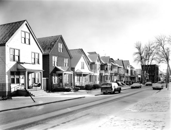 (WSAV002727_041) Poletown, Residential Views, Trombly Street, 1981