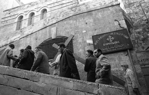 (10706) Pilgrims, Via Dolorosa, Jerusalem, Israel, 1978