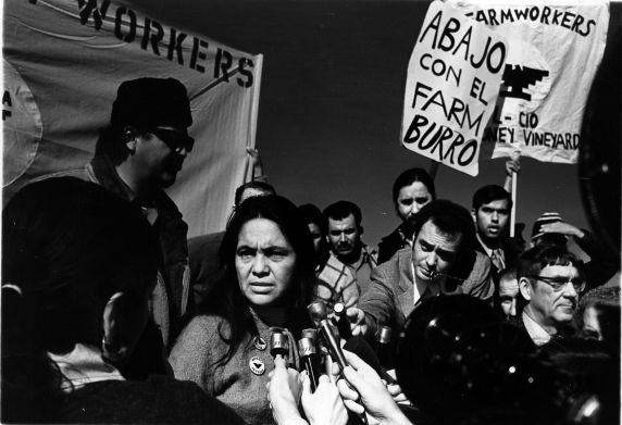 (190) Dolores Huerta, Farm Bureau National Convention, Los Angeles,1972