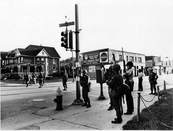 (26071) Riots, Rebellions, US Army, Grand Boulevard, East Side, 1967