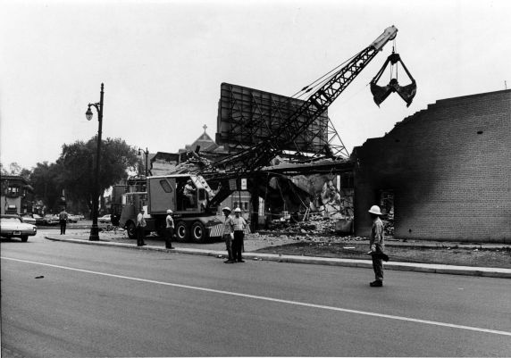 (26122) Riots, Rebellions, Arson, West Grand Boulevard, 1967