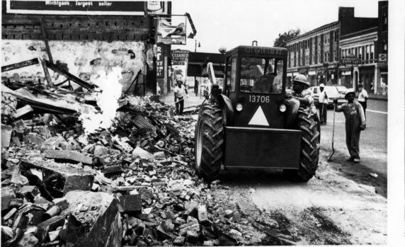 (26123) Riots, Rebellions, Arson, 12th Street, 1967