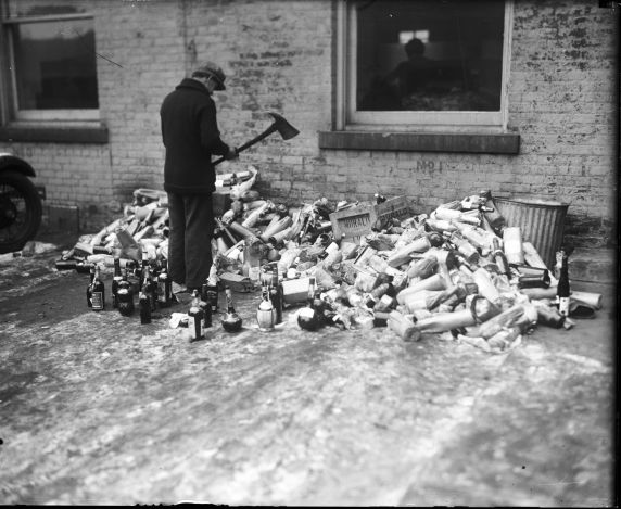 (27824) Prohibition, Confiscation, Detroit, 1929