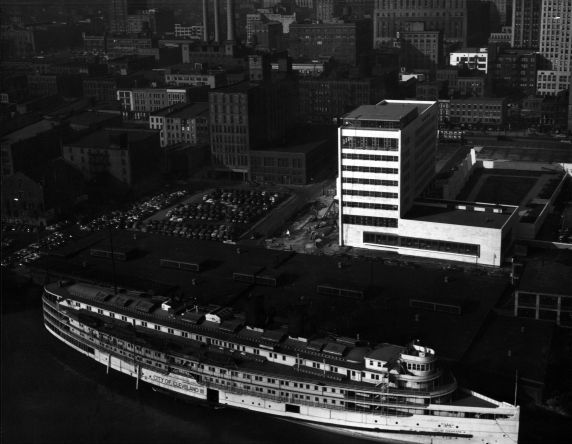 (2852) Boats, "City of Cleveland", Detroit, Michigan, 1950
