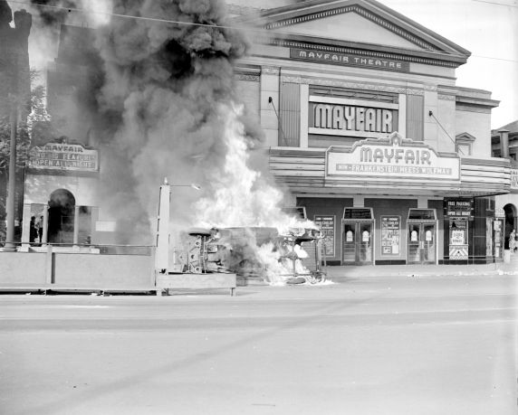 (28591) Race Riots, Violence, Detroit, 1943