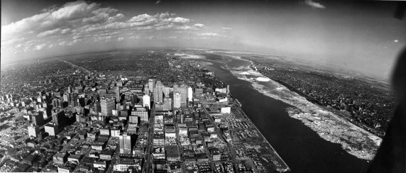 (2914) Skyline, Detroit, Riverfront, Downriver View, 1956