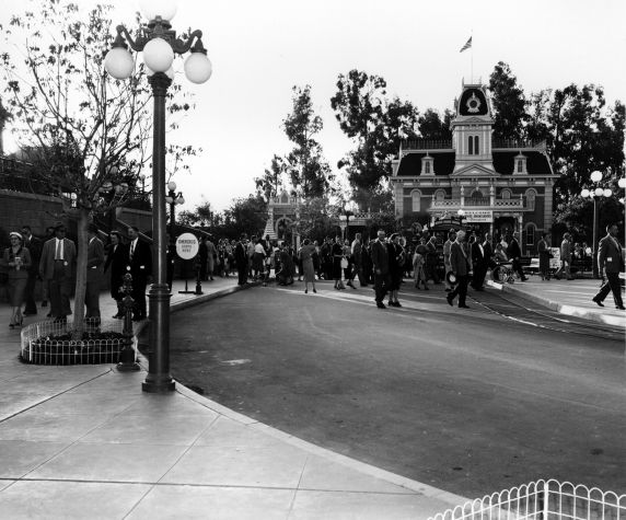 (29396) Attendees at Disneyland, Western Conference, Los Angeles, California, 1957