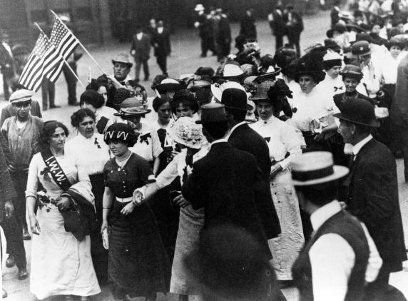 (31815) Paterson Strike, Paterson Pageant, New York, 1913
