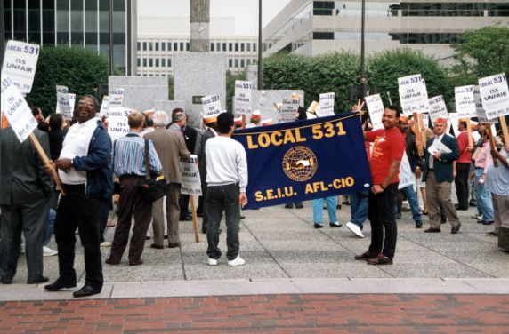 (31917) SEIU Local 531 Members Strike Against ISS, 1993