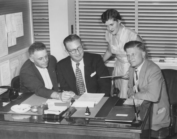 (32072) ALPA Employment Agreements Department Staff, 1954