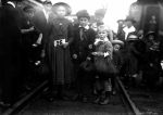 (32102) Belgian Evacuees, Children, Detroit, 1915