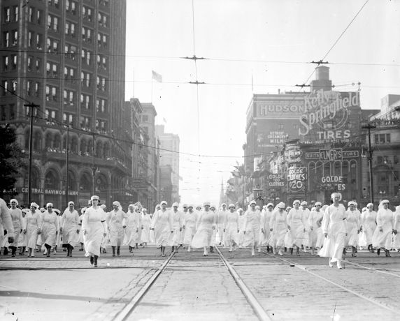 (32194) First World War, Civilian Support, Red Cross, Liberty Loan, Detroit, 1918
