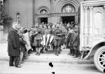 (32251) First World War, Casualties, Funerals, 1917-1918