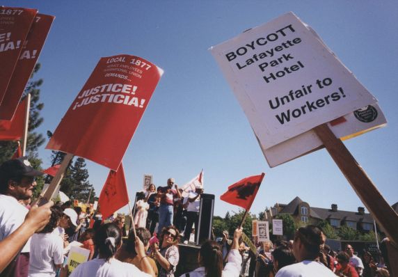 (32433) Immigration rights rally, Local 1877, CA, 1999