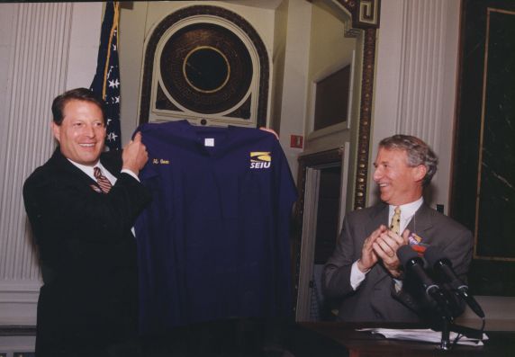 (32486) Executive board meeting, Washington DC, 1997