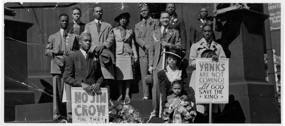 (32629) NAACP, Demonstrations, Young, 1940s