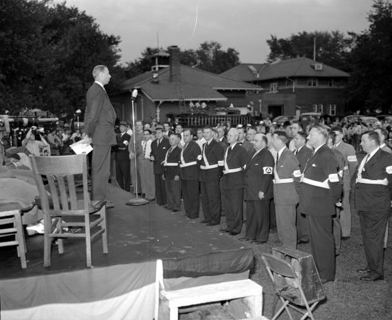 (33622) Volunteers, First Responders, Grosse Pointe Shores, 1942