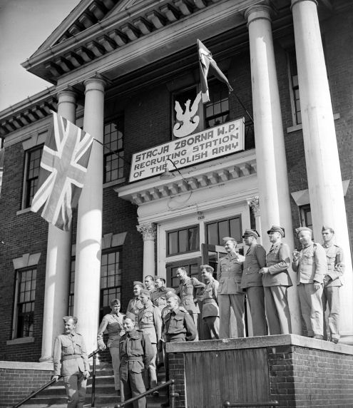 (33651) Recruitment, Polish Army, Windsor, Ontario, 1941