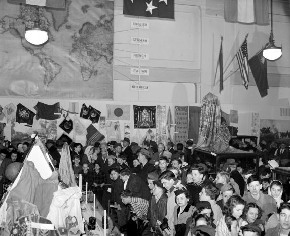 (33656) Propoganda, Community Events, J.L. Hudson Department Store, 1945