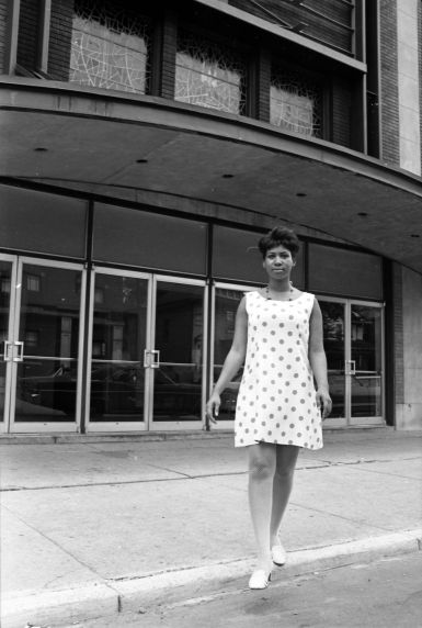 (45824) Aretha Franklin, Portrait, New Bethel Baptist Church, 1960s