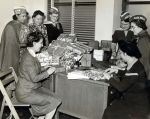 (46492) UAW Women's Auxiliary, Service Member Gifts, 1940s