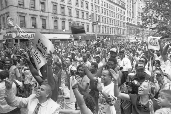 (46510) Nelson Mandela, Crowds, 1990