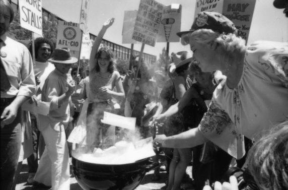 (46674) San Jose, pay equity, strike, grill