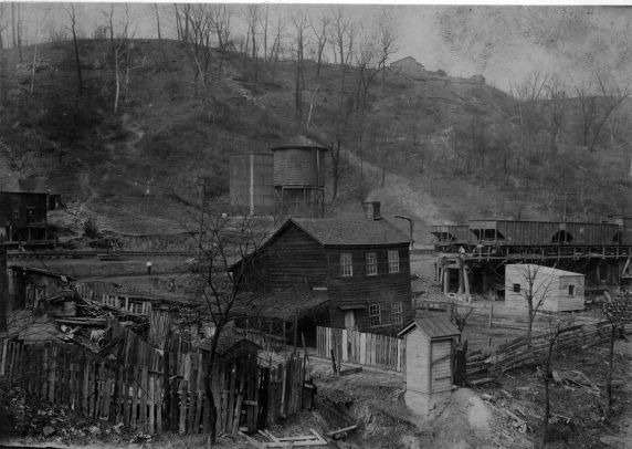 (5200) Mining Industry, Pottstown, Pennsylvania, 1910s  