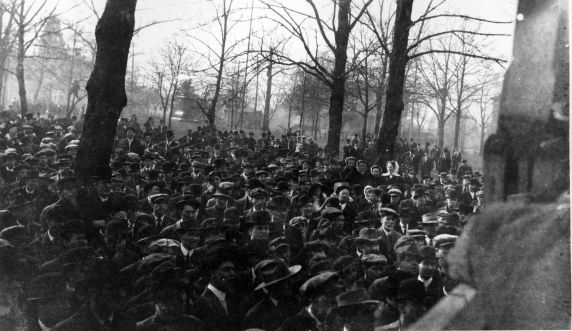 (5228) Akron Rubber Strike, Meetings, 1913