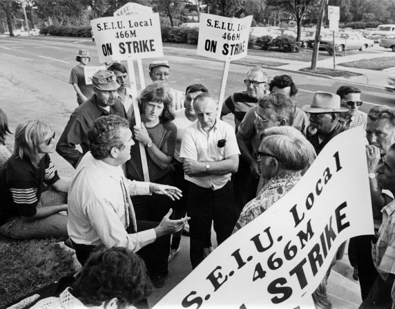 (7348) Local 466M, strike, Saginaw, Michigan, circa 1970s