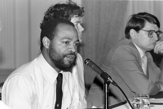 (7373) Marchel Smiley (left) and other unidentified panelists, Local 722, Washington, D.C.