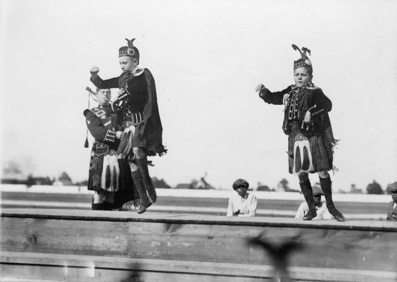 (28293) Ethnic Communities, Scottish, Dance, 1922