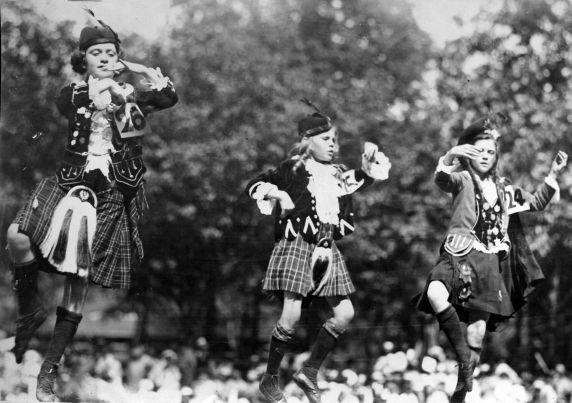(28295) Ethnic Communities, Scottish, Dance, 1922