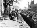 (WSAV002727_107) Children, St. Aubin and Adele Streets, 1981
