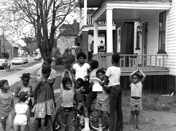 (WSAV002727_114) Children playing, Trombly Street, 1981