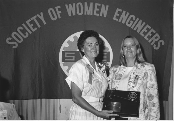(2623) Susan Whatley, Past President Award, 1986 National Convention