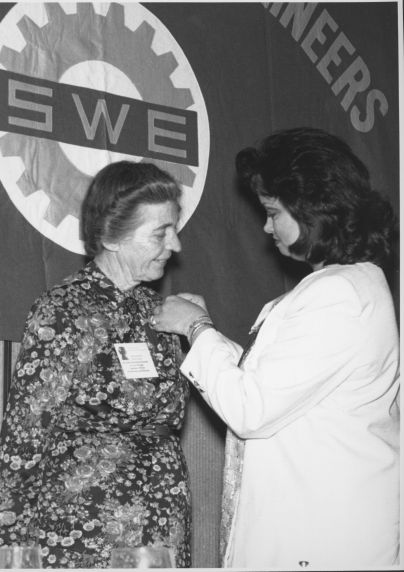 (2640) Doris Kuhlmann-Wilsdorf, Achievement Award, 1989 National Convention