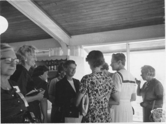 (2772) Beatrice Hicks, Yacht Club Dinner, 1962 National Convention