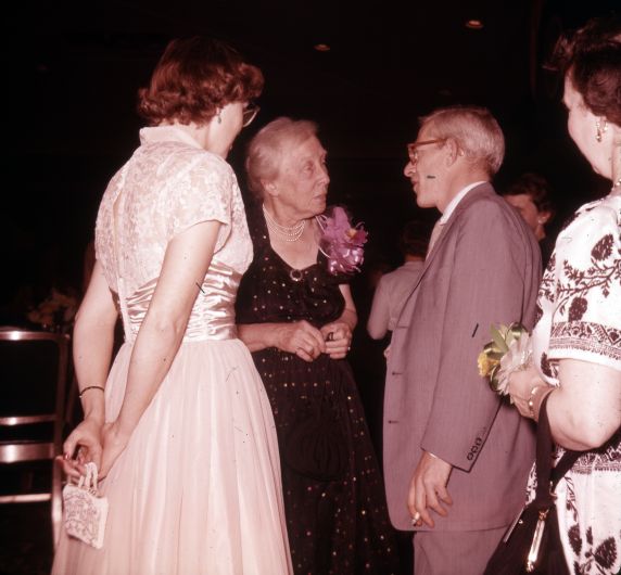 (30904) Lillian Moller Gilbreth, SWE National Convention, Houston, 1957