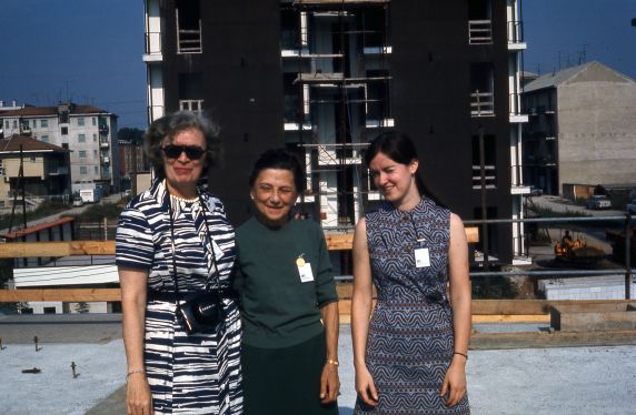 (31187) Mary Munger, Anna Amour, ICWES III, Turin, Italy, 1971