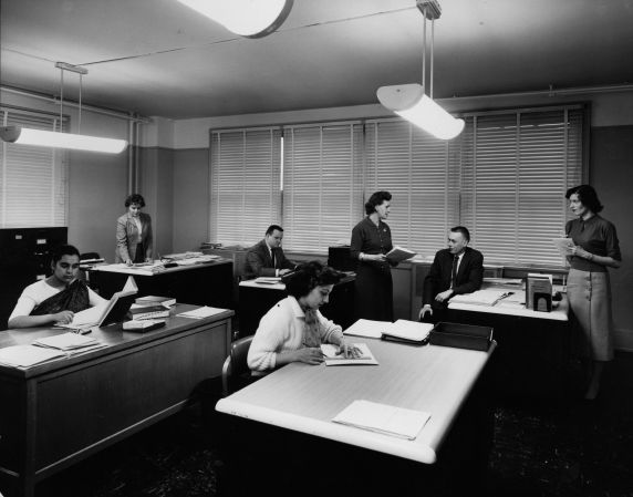 (9971) Office Workers